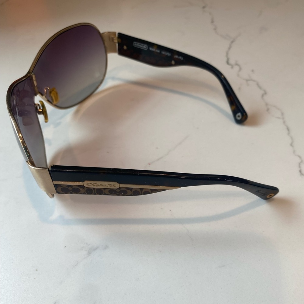 Coach Sunglasses - Picture 5 of 6